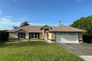 2254 Crystal Dr, Fort Myers, FL 33907 - Photo 1