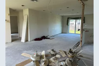 2254 Crystal Dr, Fort Myers, FL 33907 - Photo 3