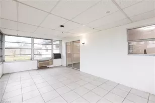 818 Gardenside Ct, Lehigh Acres, FL 33936 - Photo 23