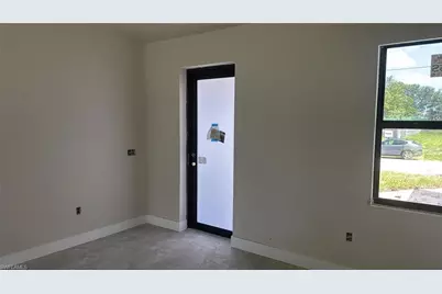 314 NW 20th Ter, Cape Coral, FL 33993 - Photo 3