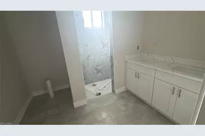 629 NW 28th Ter, Cape Coral, FL 33993 - Photo 7