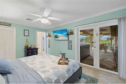 1023 SE 15th St, Cape Coral, FL 33990 - Photo 17