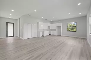 843 Theodore Vail St E, Lehigh Acres, FL 33974 - Photo 7