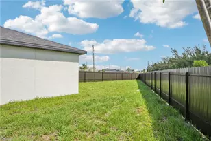 353 El Dorado Blvd S, Cape Coral, FL 33991 - Photo 35