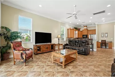 594 110th Ave N, Naples, FL 34108 - Photo 5