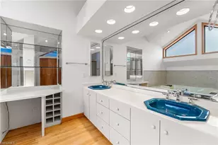 406 Gulf Bend Dr, Captiva, FL 33924 - Photo 19