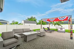 223 NW 4th Pl, Cape Coral, FL 33993 - Photo 3