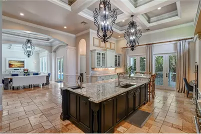 7562 Cordoba Cir, Naples, FL 34109 - Photo 11