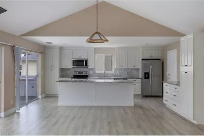 17619 Boat Club Dr, Fort Myers, FL 33908 - Photo 5