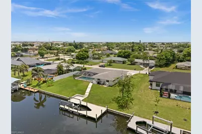 4419 SE 13th Pl, Cape Coral, FL 33904 - Photo 9