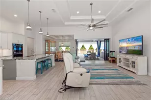 4404 SW 15th Pl, Cape Coral, FL 33914 - Photo 9