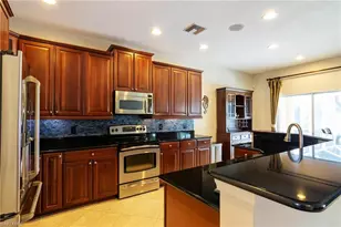 2550 Verdmont Ct, Cape Coral, FL 33991 - Photo 3