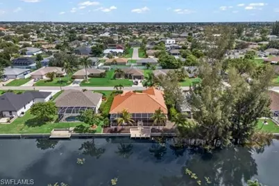 172 SE 23rd St, Cape Coral, FL 33990 - Photo 7