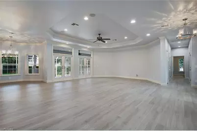 18210 Chesapeake Ct, Fort Myers, FL 33908 - Photo 7