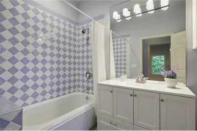 18210 Chesapeake Ct, Fort Myers, FL 33908 - Photo 9