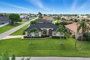 3929 SW 26th Ave, Cape Coral, FL 33914 - Photo 5