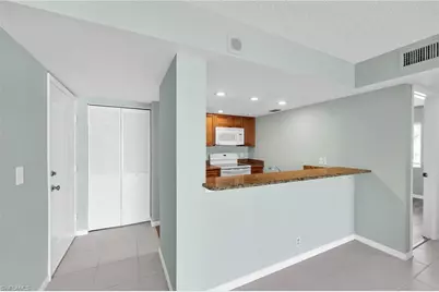 2885 Palm Beach Blvd #101, Fort Myers, FL 33916 - Photo 3