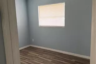 1171 Laurel Dr, North Fort Myers, FL 33917 - Photo 5