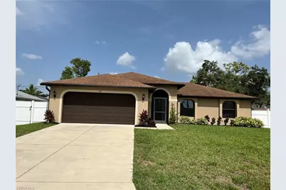 427 NE 17th Ave, Cape Coral, FL 33909 - Photo 1
