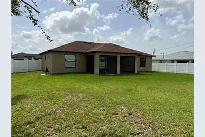 427 NE 17th Ave, Cape Coral, FL 33909 - Photo 21