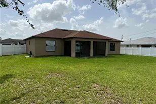 427 NE 17th Ave, Cape Coral, FL 33909 - Photo 21