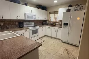 1113 SE 20th Ct, Cape Coral, FL 33990 - Photo 5