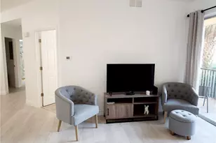 9025 Colby Dr, Fort Myers, FL 33919 - Photo 9