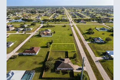 816 El Dorado Blvd N, Cape Coral, FL 33993 - Photo 11