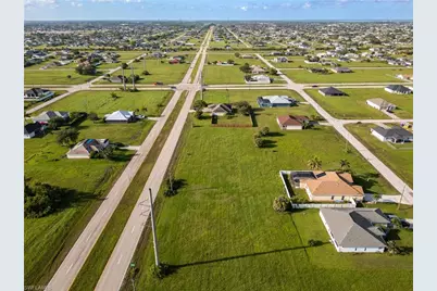 824 El Dorado Blvd N, Cape Coral, FL 33993 - Photo 19