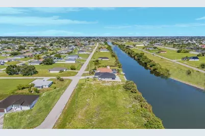 2501 NW 11th Ter, Cape Coral, FL 33993 - Photo 5