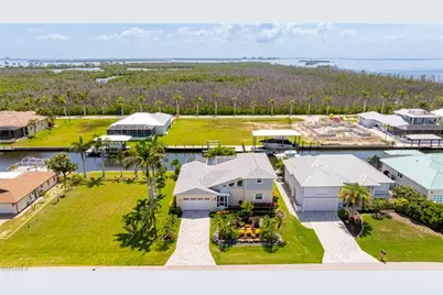 2372 Cherimoya Ln, Saint James City, FL 33956 - Photo 1