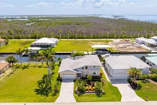 2372 Cherimoya Ln, Saint James City, FL 33956 - Photo 1