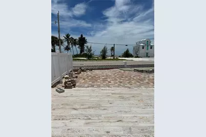 106 Hibiscus Dr, Fort Myers Beach, FL 33931 - Photo 13