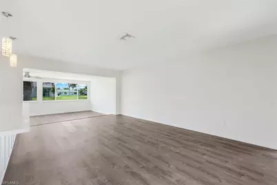 1202 SE 14th Ter, Cape Coral, FL 33990 - Photo 5