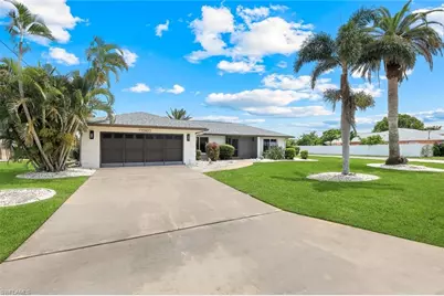 1202 SE 14th Ter, Cape Coral, FL 33990 - Photo 3