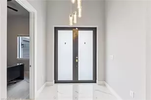 2628 SW 2nd Pl, Cape Coral, FL 33914 - Photo 7