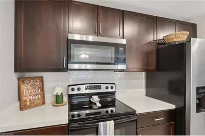 658 Lomond St, Lehigh Acres, FL 33972 - Photo 17