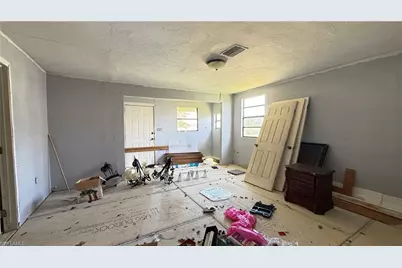 23435 Carolyn Ln, Fort Myers, FL 33913 - Photo 31