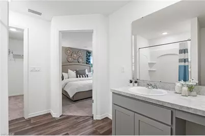 2625 NE 7th Pl, Cape Coral, FL 33909 - Photo 17