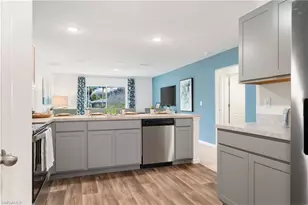 2625 NE 7th Pl, Cape Coral, FL 33909 - Photo 13