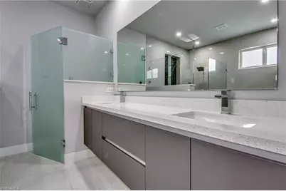 2929 SW 6th Pl, Cape Coral, FL 33914 - Photo 23