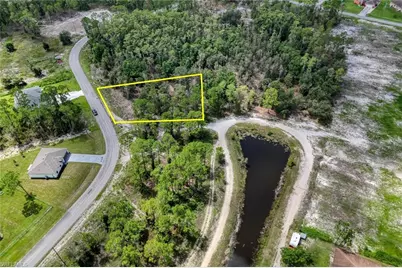 443 Burrstone Dr, Lehigh Acres, FL 33974 - Photo 7