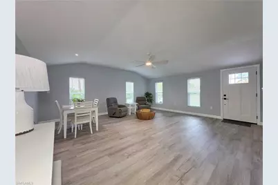 18387 Pioneer Rd, Fort Myers, FL 33908 - Photo 7