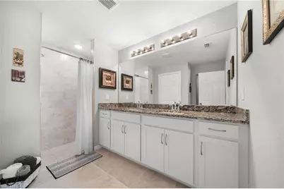 2805 NW 12th Ln, Cape Coral, FL 33993 - Photo 17