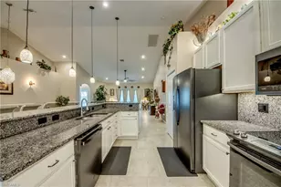 2804 NE 3rd Ave, Cape Coral, FL 33909 - Photo 7