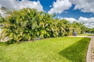 2804 NE 3rd Ave, Cape Coral, FL 33909 - Photo 41