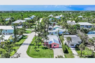 1657 Atlanta Plaza Dr, Sanibel, FL 33957 - Photo 37