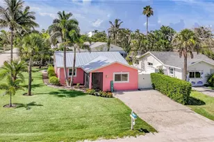 1657 Atlanta Plaza Dr, Sanibel, FL 33957 - Photo 1