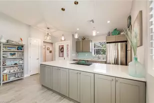 1657 Atlanta Plaza Dr, Sanibel, FL 33957 - Photo 9