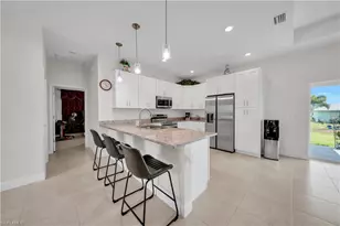 2520 Diplomat Pkwy W, Cape Coral, FL 33993 - Photo 11